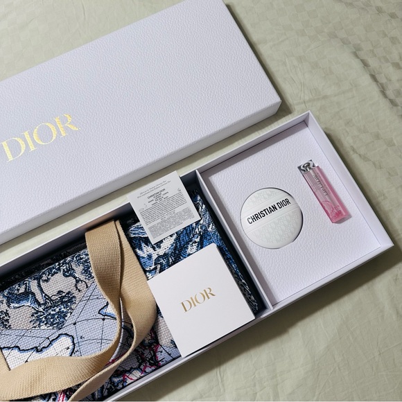 Dior Around the World VIP Platinum Gift - Picture 4 of 5